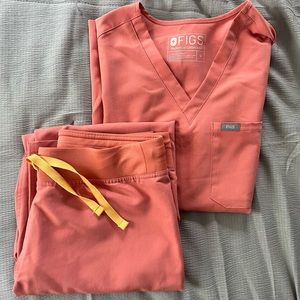 Figs Peach Scrubs Set